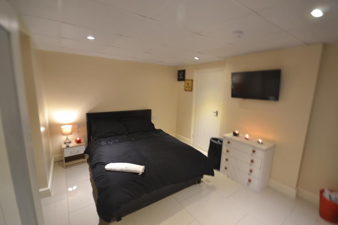 Premier Lodge Central Wolverhampton Habitación foto